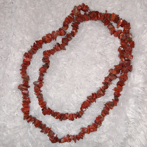 Jewelry - Red Jasper Chip 16" Necklace